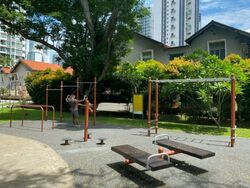Thomson Road (D11), Terrace #459329171